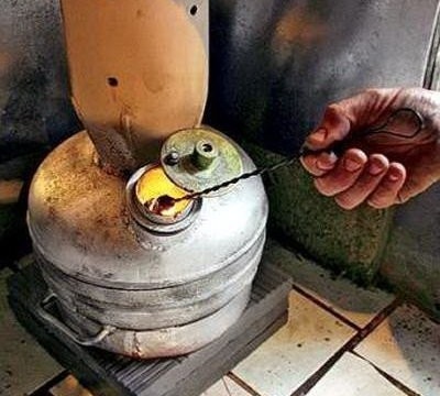 Как да се изгради пещ с петна върху отработено масло: инструкции в снимки и чертежи