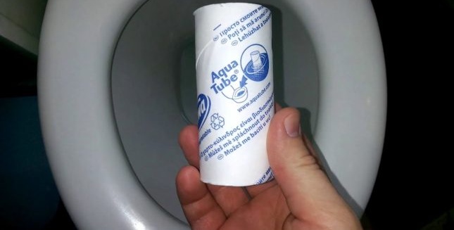 незабавна тоалетна хартия